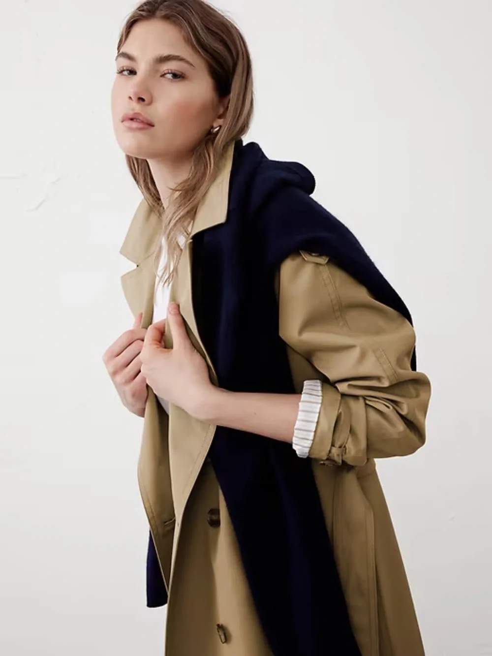 Banana Republic Factory Timeless Trench - Picture 4 of 4